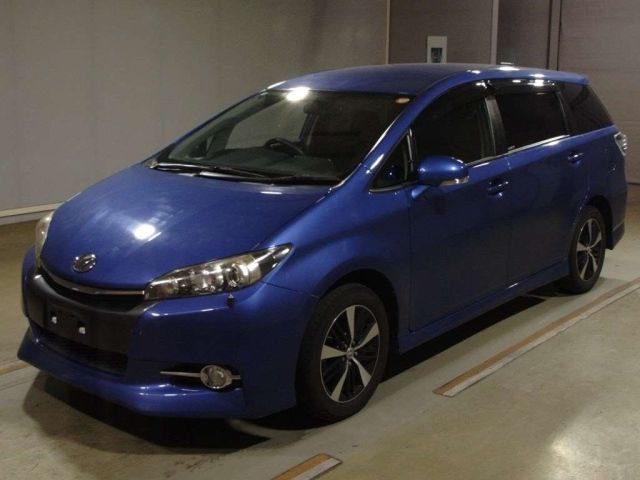 Toyota Wish 2016 — фото авто под заказ