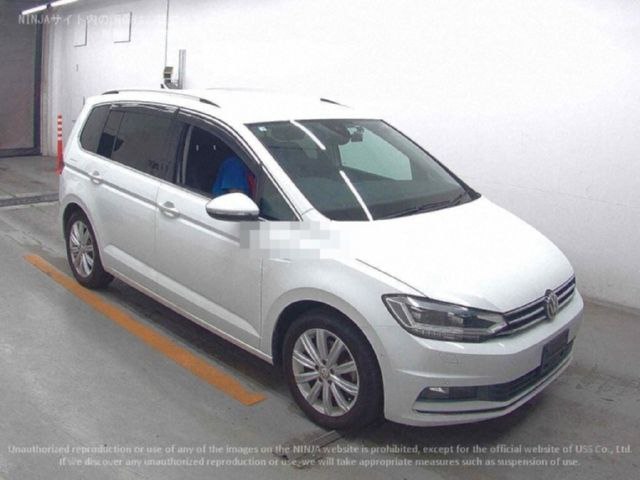 Volkswagen Golf Touran 2018 — фото авто под заказ